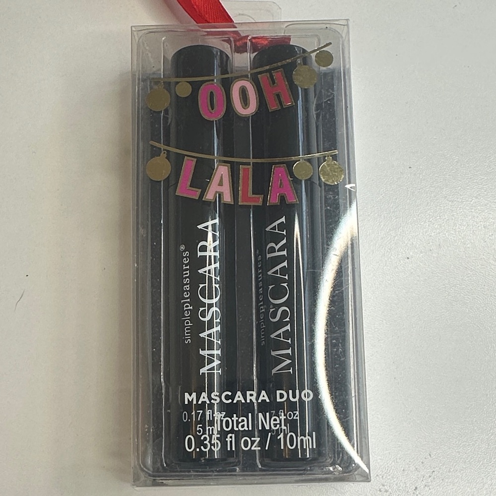 🎁 6 for $28 🎁 Simple Pleasures Black Mascara Duo